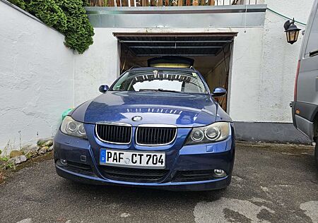 BMW 320i 320
