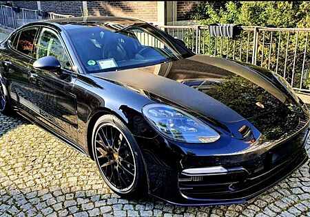 Porsche Panamera 4S Approved Garantie Sport Chrono Design Matrix