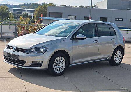 VW Golf Volkswagen VII Lim. Trendline EU5 Neuer Zahnriemen.
