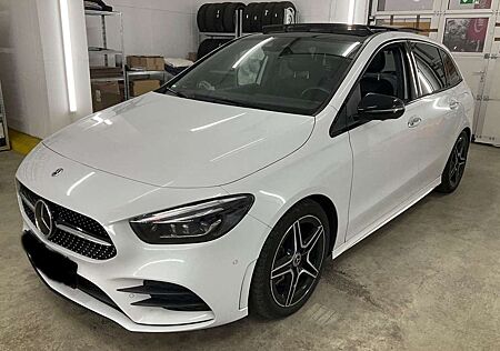 Mercedes-Benz B 220 4Matic 7G-DCT AMG Line