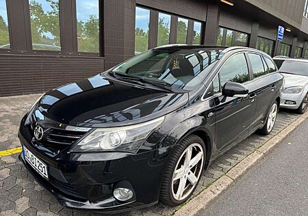 Toyota Avensis 2.2 D-4D Automatik Executive