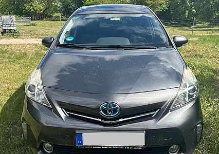 Toyota Prius +