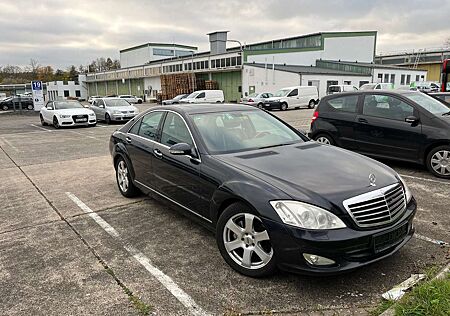 Mercedes-Benz S 320