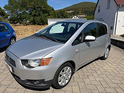 Mitsubishi Colt 1.3 *5-Türer*Klima*Allwetter*1. Hand*Tempomat*