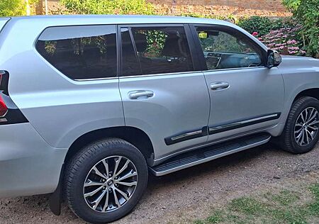 Toyota Land Cruiser 2.8 D-4D AUTOM. TEC 1.HAND! ORIGINAL 21 000 KM TOP
