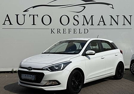 Hyundai i20 1.2 GO PDC HINTEN