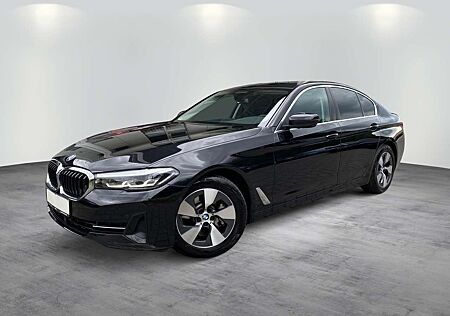 BMW 530 i Limousine PANO ACC HiFi 1Hd. Memory
