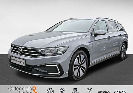VW Passat Variant Volkswagen GTE 1.4 TSI eHybrid DSG PANO / AHV