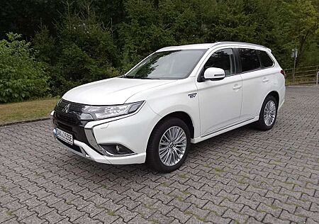 Mitsubishi Outlander Outlander 2.4 4WD Phev Spirit /Ahk./2.Satz Reifen
