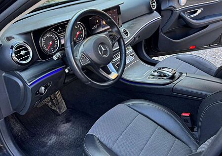 Mercedes-Benz E 350 350e 9G-TRONIC AMG Line