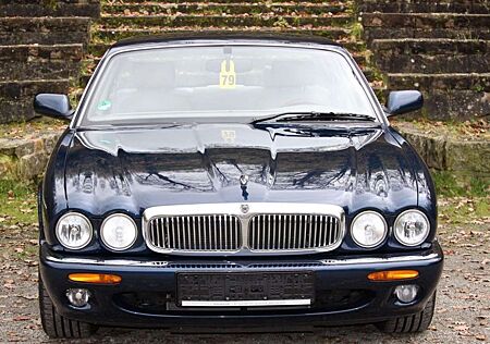Jaguar XJ 4.0 Sovereign 3 Jahre Garantie