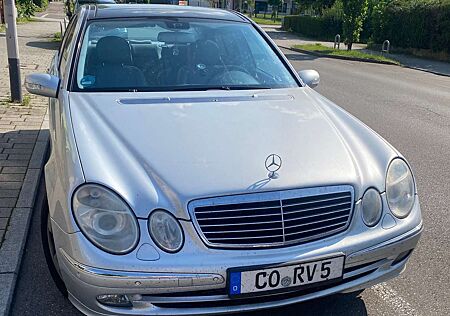 Mercedes-Benz E 220 T CDI Automatik Elegance DPF
