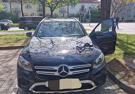 Mercedes-Benz GLC 220 d 4Matic 9G-TRONIC