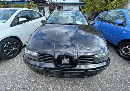Seat Toledo 1.9 TDI 110PS DPF/Klima,Regensensor,Sport