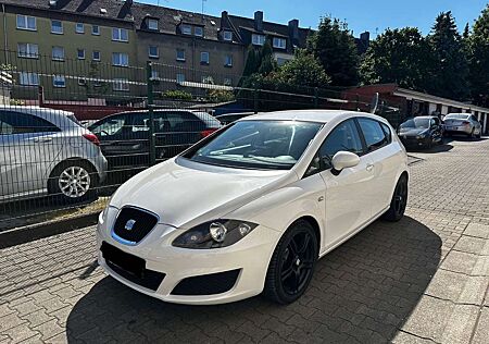 Seat Leon Reference TÜV NEU*APPLE CARPLAY*2HAND