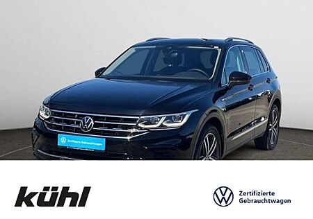 VW Tiguan Volkswagen 2.0 TDI DSG Elegance Navi,AHK,Matrix,LM19