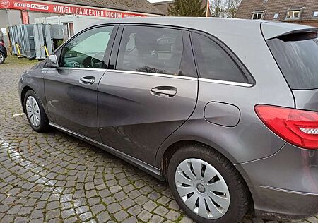 Mercedes-Benz B 220 B-Klasse Diesel CDI (BlueEFFICIENCY) 7G-DCT