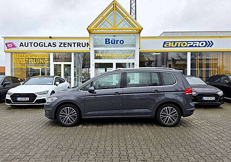 VW Touran Volkswagen Highline Standheizung Panorama Dyn-Audio