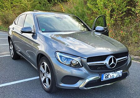 Mercedes-Benz GLC 220 d Coupe 4Matic 9G-TRONIC AMG Line