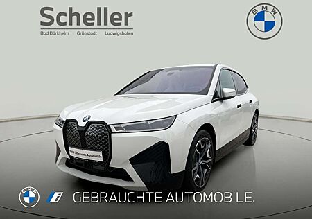 BMW iX xDrive40 M Sportpaket HK HiFi Komfortzg.