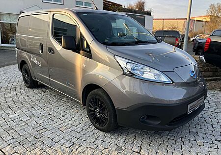 Nissan E-NV200 Hygieneausbau