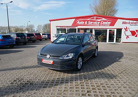 VW Golf Volkswagen 1.6 TDI Trendline Variant KLIMA PDC NAVI
