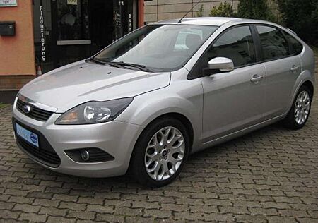 Ford Focus 1.6 16V Sport 2.Hand Klima HU/AU NEU