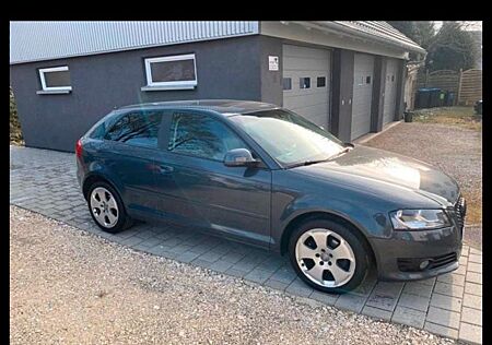 Audi A3 1.4 TFSI * Automatik*Panorama