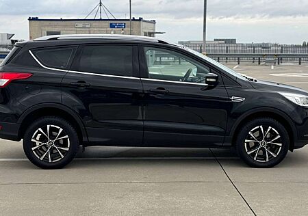 Ford Kuga 2.0 TDCi 4x4 Aut. Titanium