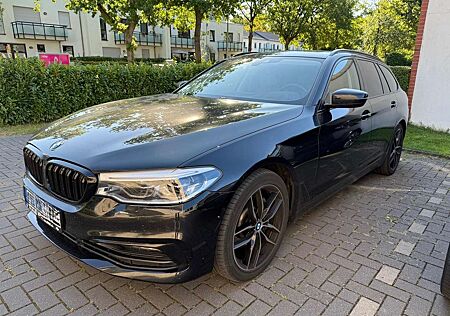 BMW 530d 530 Touring Aut. Luxury Line