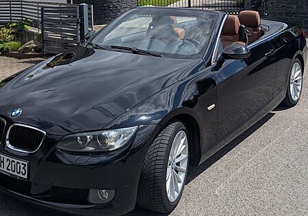 BMW 320d 320 DPF Cabrio Aut., e93