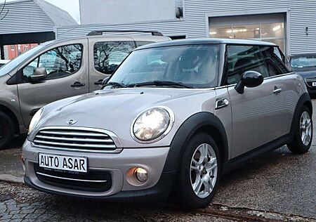 Mini Cooper D /AUTOMATIK/LEDER/SCHIEBEDACH/BLUETOOTH