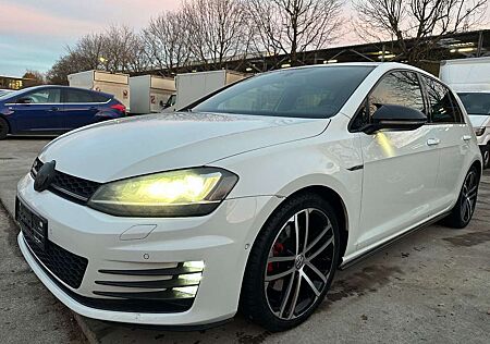 VW Golf Volkswagen VII Lim. GTD BMT*XENON*NAVI*
