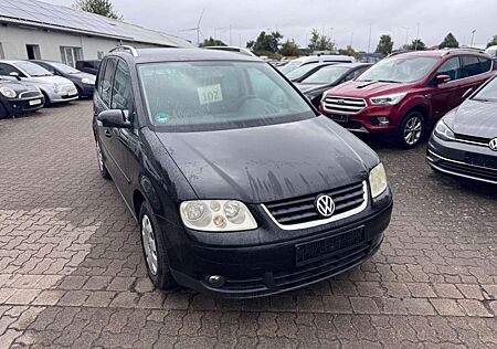 VW Touran Volkswagen Highline
