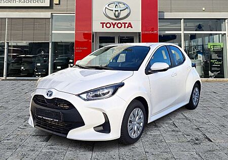 Toyota Yaris 1.5 Hybrid ACC+Kam.+KlimaA+AUT