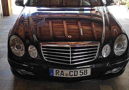 Mercedes-Benz E 220 T CDI Automatik Avantgarde