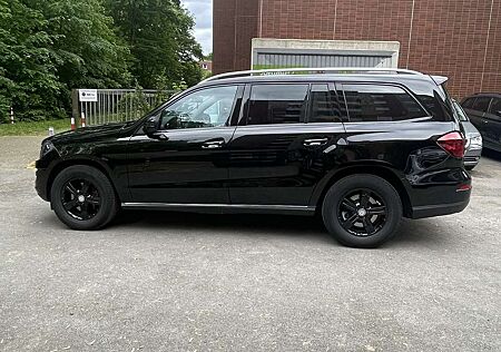 Mercedes-Benz GL 350 BlueTec 4Matic (166.824)
