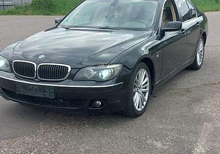 BMW 740i 740
