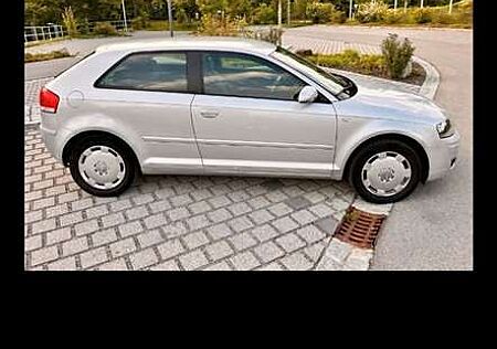 Audi A3 1.6 Attraction