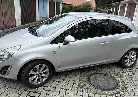 Opel Corsa 1.4 16V 150 Jahre