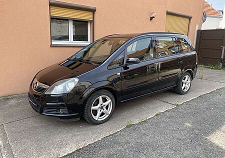 Opel Zafira 2.2