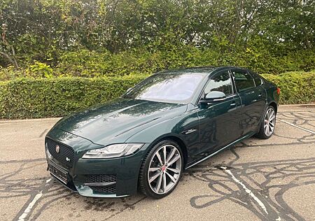 Jaguar XF R-Sport 3,0 X260 Racinggreen 1 Jahr Garantie