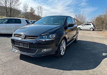 VW Polo Volkswagen V Highline