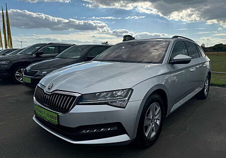 Skoda Superb Combi 2,0 TDI DSG Style / LED