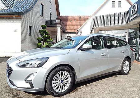 Ford Focus Turnier Titanium