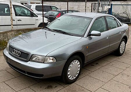Audi A4 / V6 Automatik / TÜV NEU