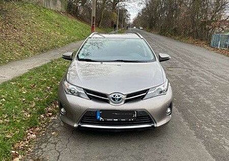 Toyota Auris Hybrid 1.8 VVT-i Hybrid Automatik Life Plus