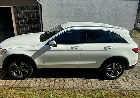 Mercedes-Benz GLC 220 d 4Matic 9G-TRONIC