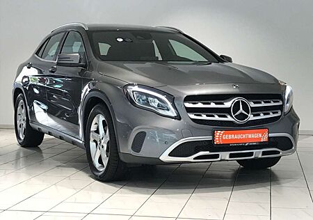 Mercedes-Benz GLA 180 6-Gang KLIMA LED NAVI PDC SHZ TEMP