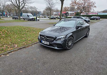 Mercedes-Benz C 300 Coupe 4Matic 9G-TRONICAMG Line